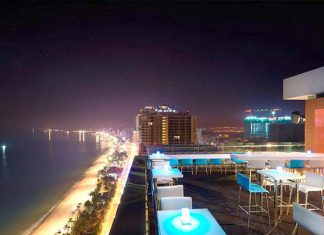 Những nhà hàng với view biển tuyệt đẹp cho khách du lịch Nha Trang